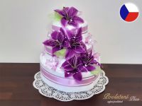 Třípatrový textilní dort z ručníků  a osušek Elegance fialková